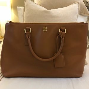 Tory Burch shoulder and handle purse